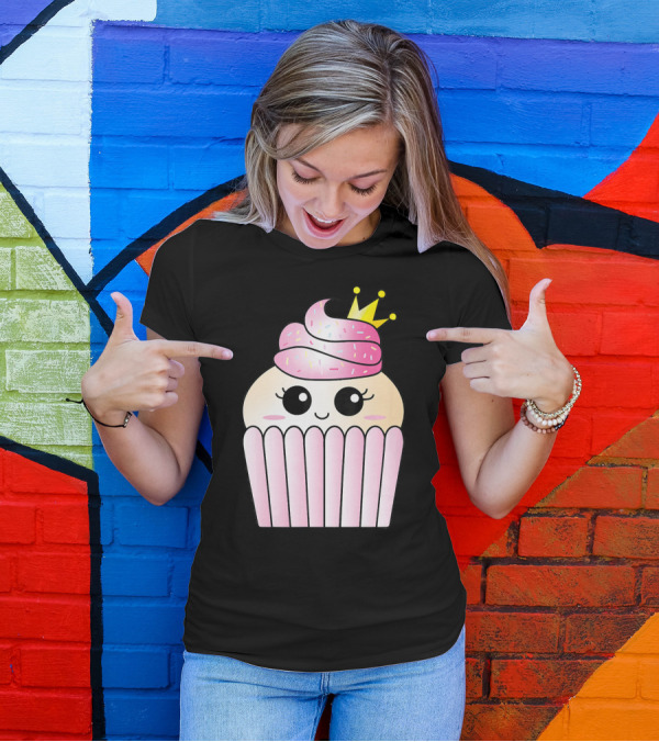Sweet Pink Cupcake Muffin Queen Kawaii Crown T-Shirt