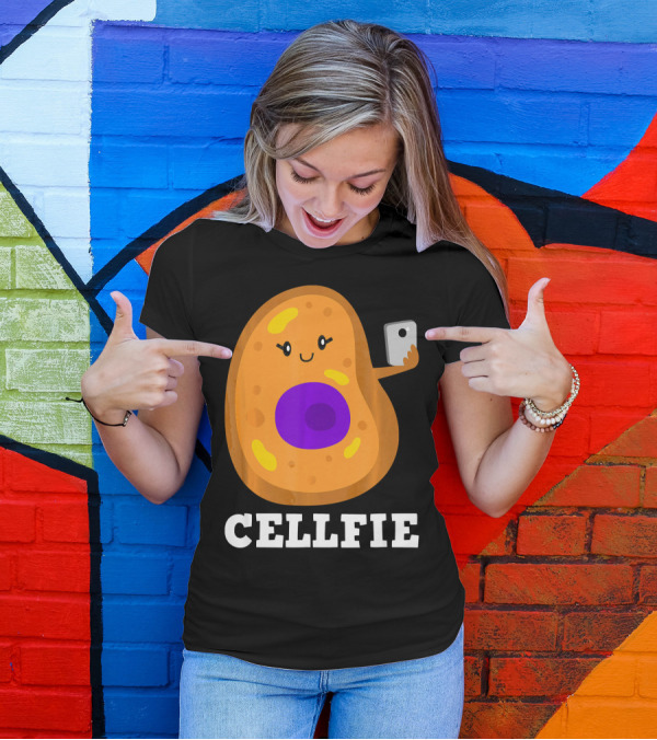 Cute Cell Character Taking Selfie For Science Teacher Enthusiasts T-Shirt
