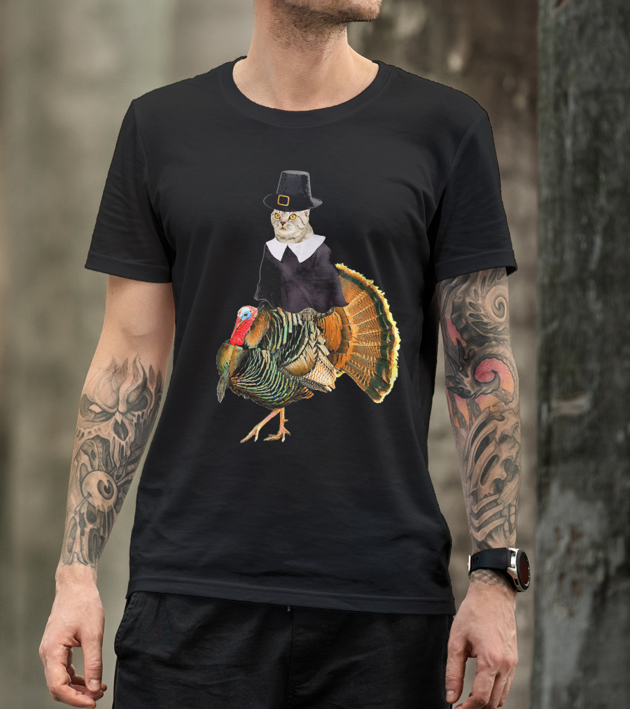 Cat In Pilgrim Outfit On Thanksgiving Turkey T-Shirt