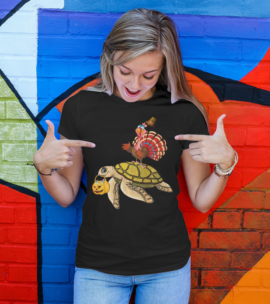 Turkey Riding Turtle Pumpkin Funny Sea Thanksgiving Halloween Fusion T-Shirt