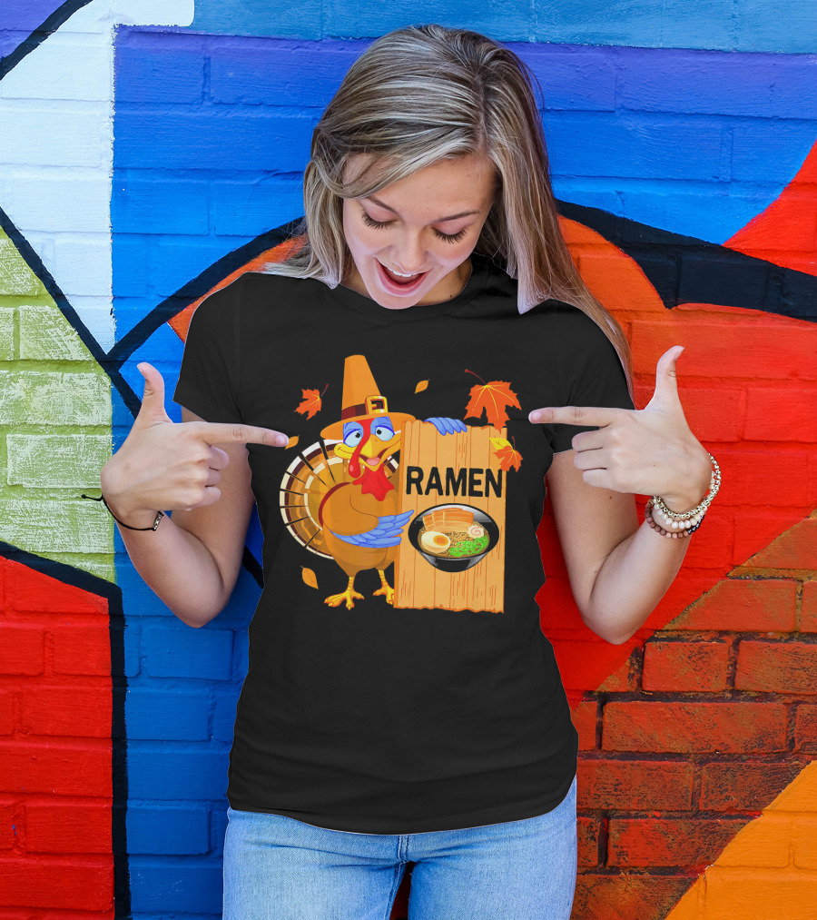 Thanksgiving Turkey With Ramen Bowl And Leaves T-Shirt