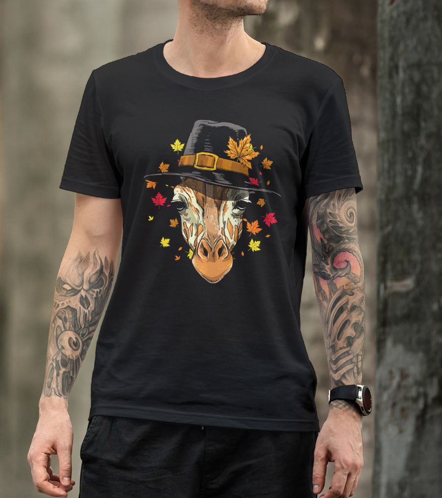 Thanksgiving Pilgrim Giraffe Autumn Leaves T-Shirt