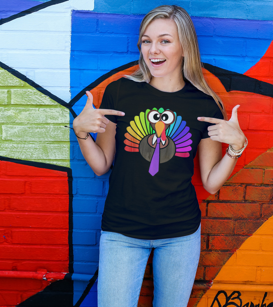 Turkey Face Tie Thanksgiving Colorful Feathers T-Shirt