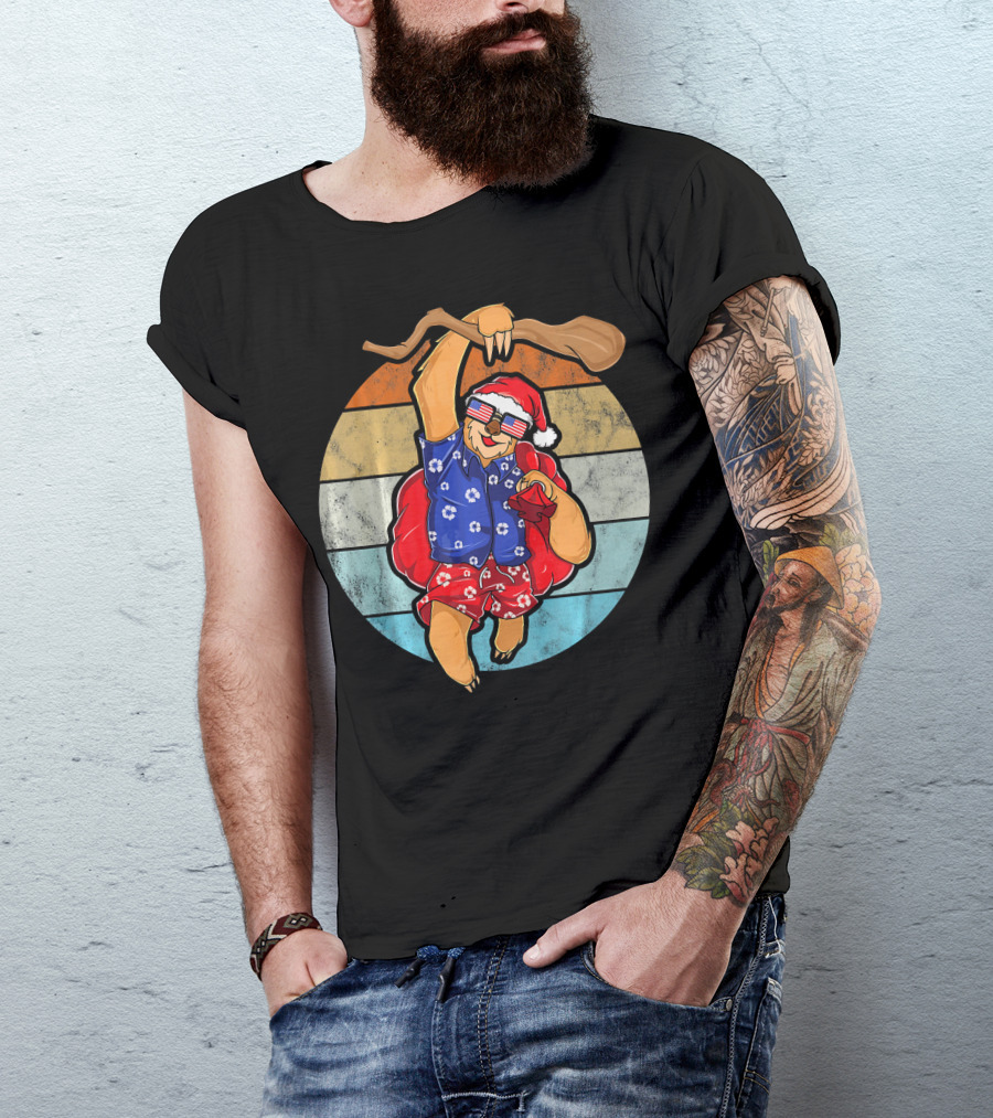 Vintage Clothing Unique Sloth Retro Santa Vacation T-Shirt