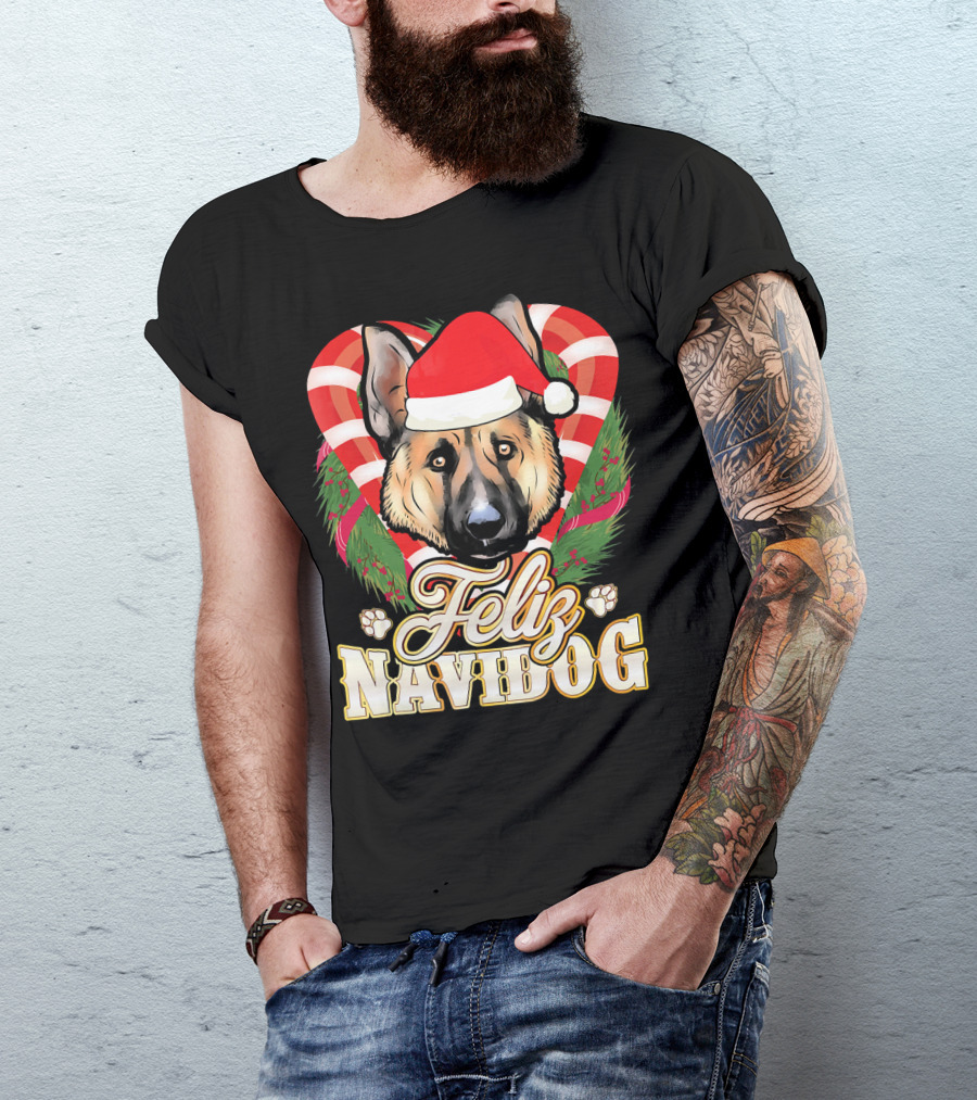Feliz Navidog German Shepherd Santa Hat Christmas Wreath T-Shirt