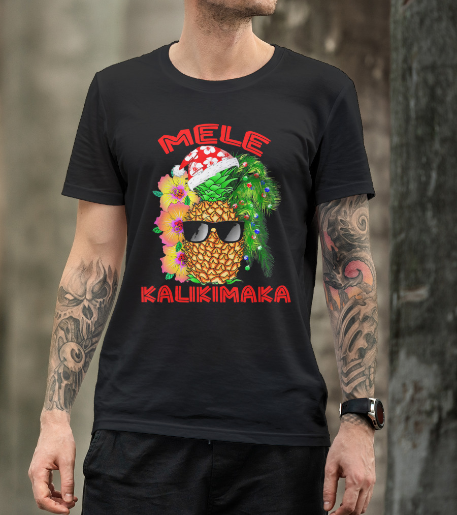 Mele Kalikimaka Hawaiian Christmas Pineapple Santa Hat Sunglasses Flowers T-Shirt