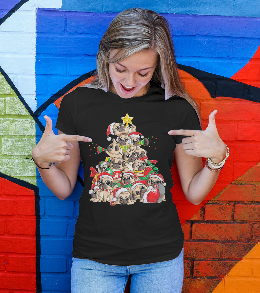 Merry Pugmas Christmas Tree With Pugs In Santa Hats T-Shirt