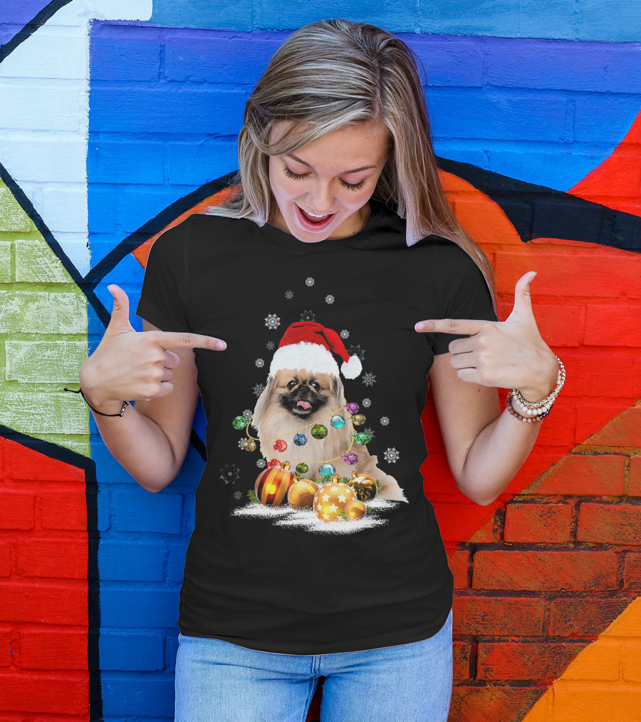 Pekingese Christmas Dog Lights With Santa Hat And Snowflakes T-Shirt