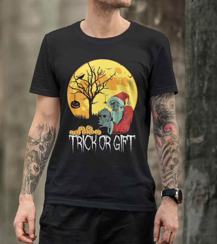 Trick Or Scary Gift Santa Moon Pumpkin Scene T-Shirt