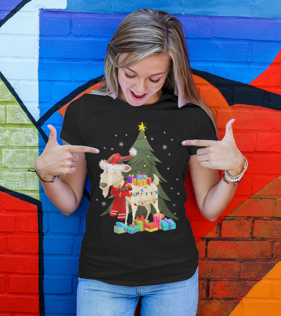Goat Christmas Lights Funny Goat Santa Hat Presents Tree Snowflakes T-Shirt