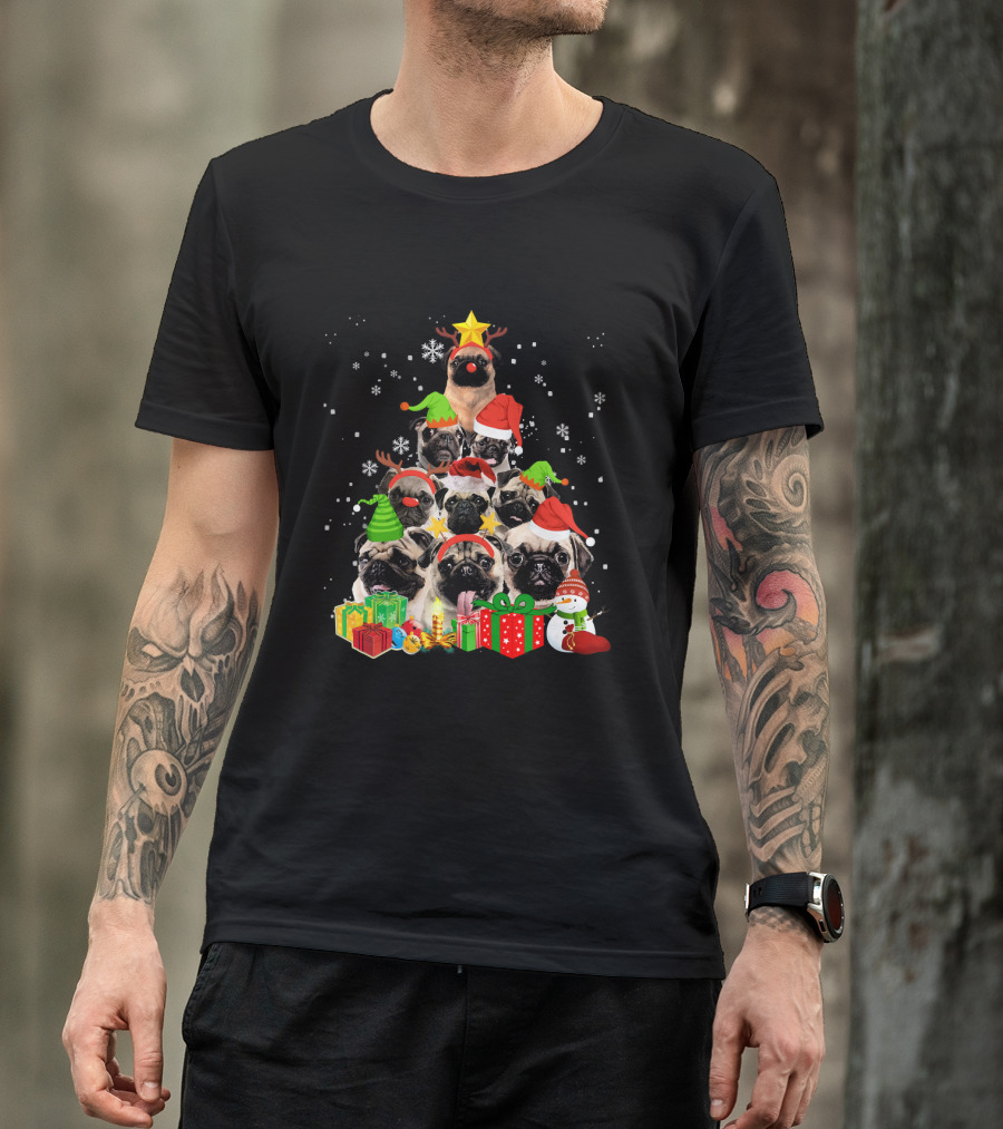 Funny Pug Christmas Tree Xmas With Santa Hats Snowflakes And Gifts T-Shirt