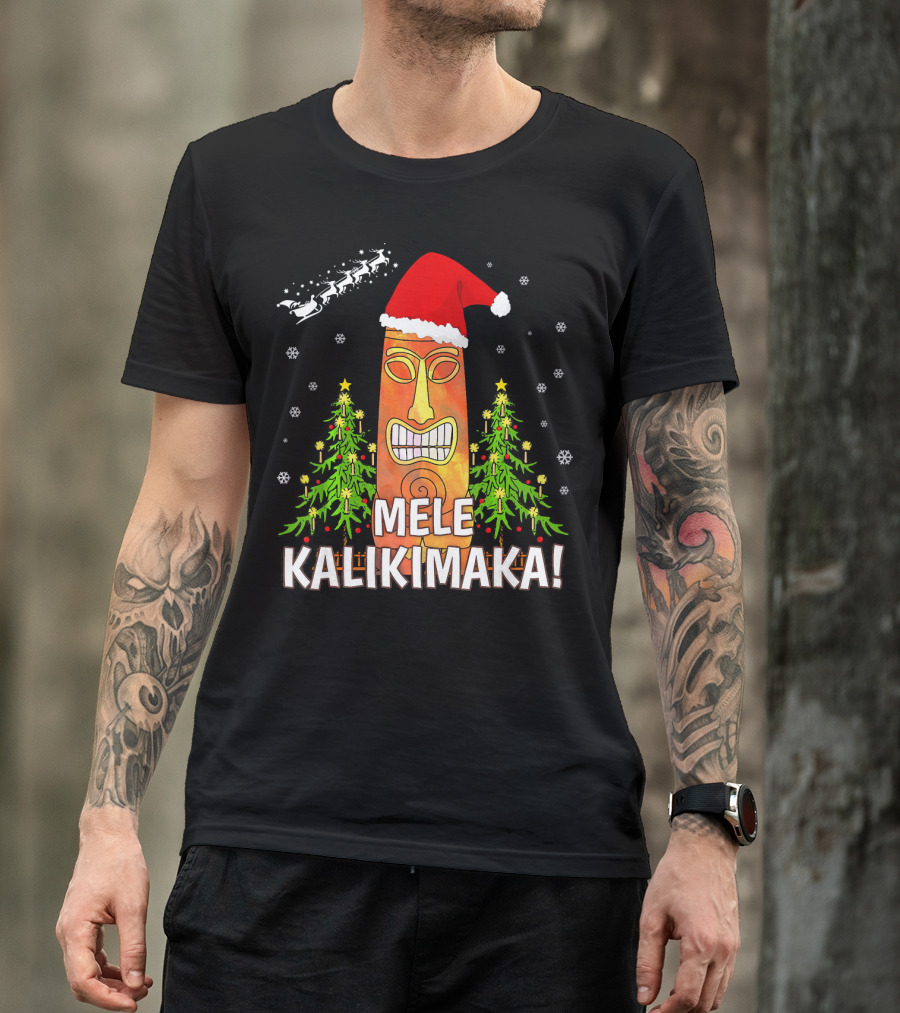 Mele Kalikimaka Santa Hat Tiki Christmas Trees Snowflakes Santa Sleigh T-Shirt