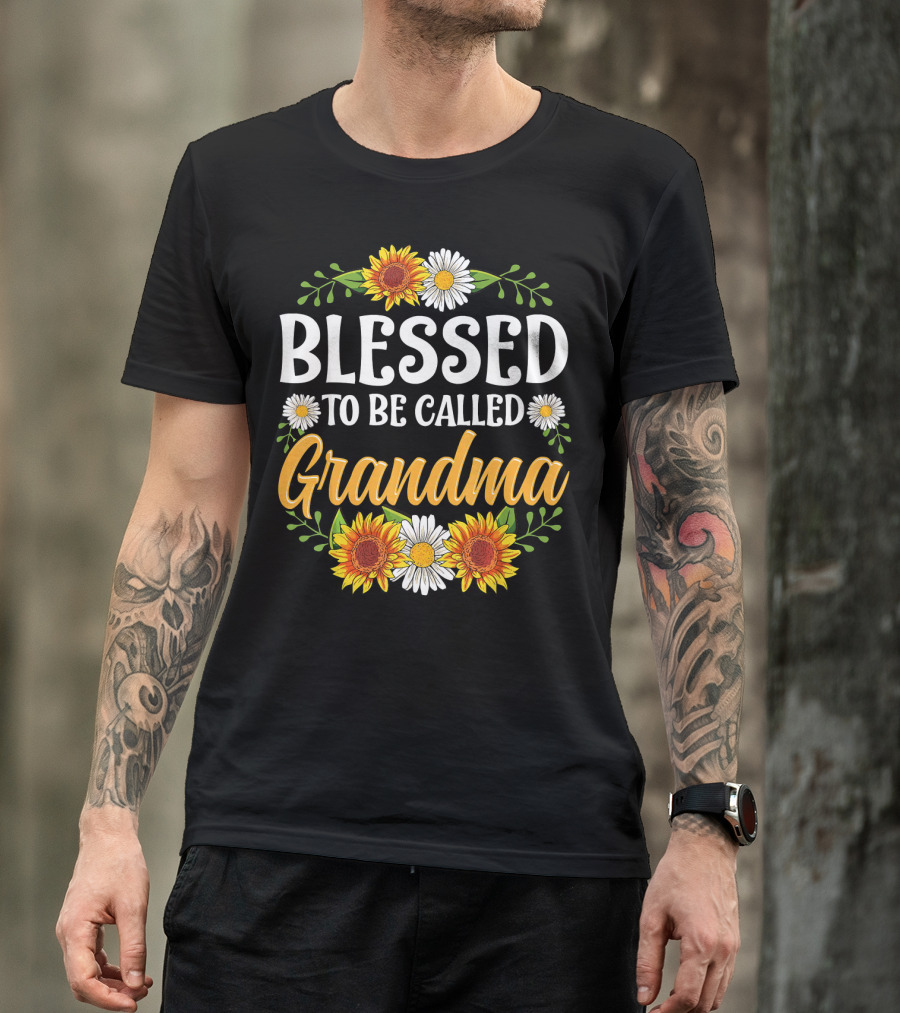 Blessed To Be Called Grandma Sunflower Daisy Floral T-Shirt