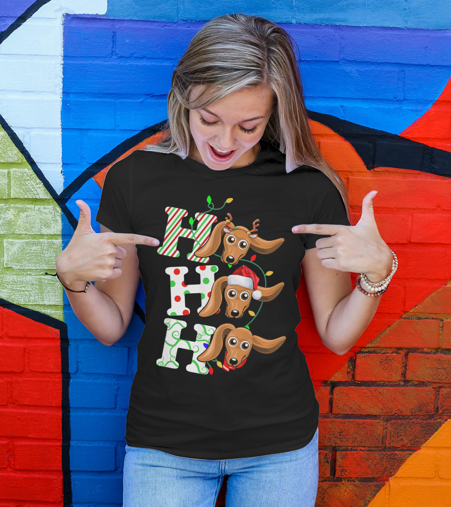 Dachshund Ho Ho Ho Reindeer Antlers Santa Hat Christmas Lights T-Shirt