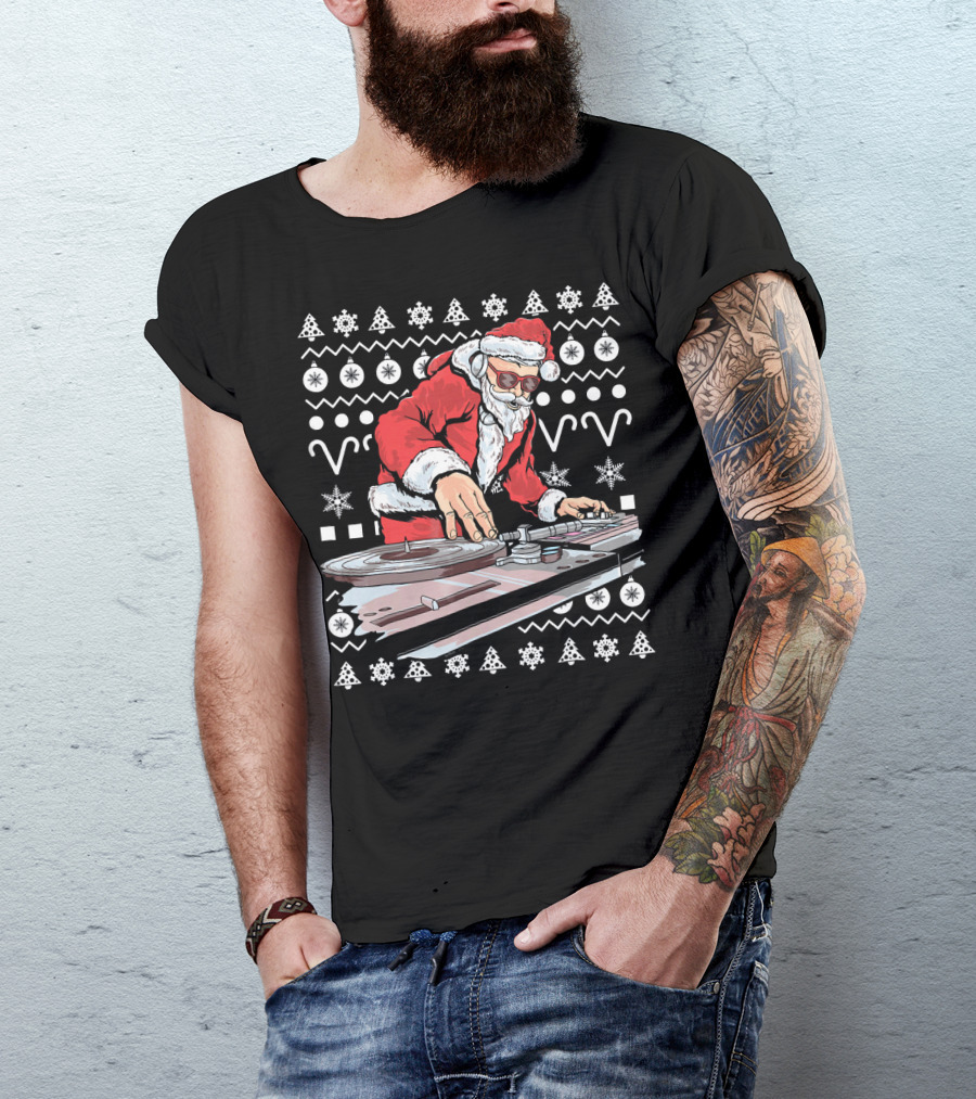 Santa Claus DJ Remixing Holiday Beats T-Shirt