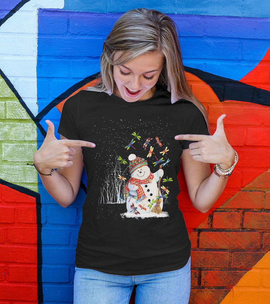 Merry Christmas Dragonfly Snowman In Winter Scene T-Shirt