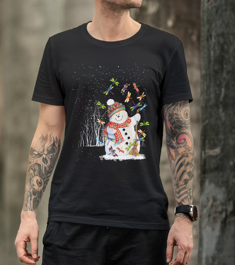 Merry Christmas Dragonfly Snowman In Winter Scene T-Shirt