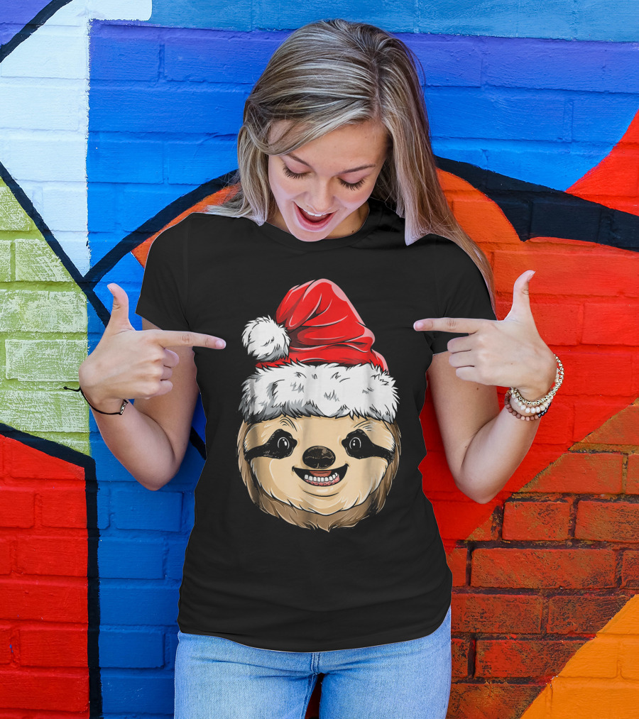 Sloth Santa Christmas Hat Cheerful Face T-Shirt