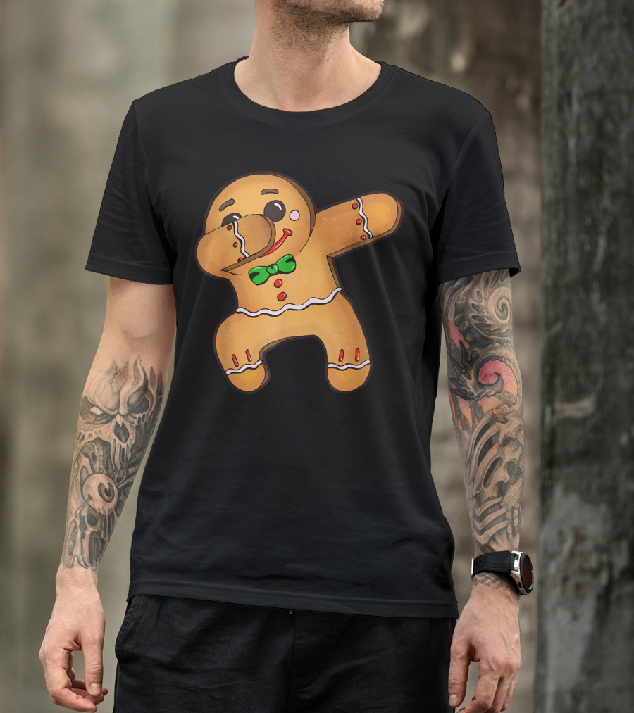 Dabbing Gingerbread Man Christmas Cookie With Bow Tie T-Shirt