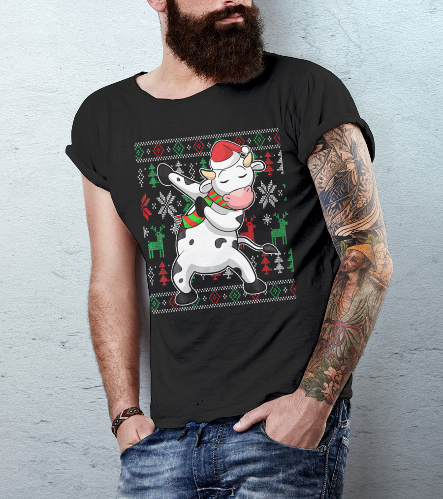Ugly Christmas Dabbing Santa Cow With Festive Reindeer And Snowflakes T-Shirt