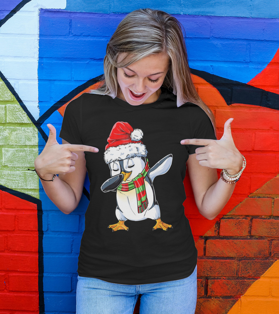 Dabbing Penguin Santa Claus With Festive Scarf T-Shirt