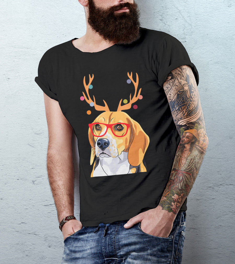 Beagle With Christmas Antlers And Red Glasses T-Shirt