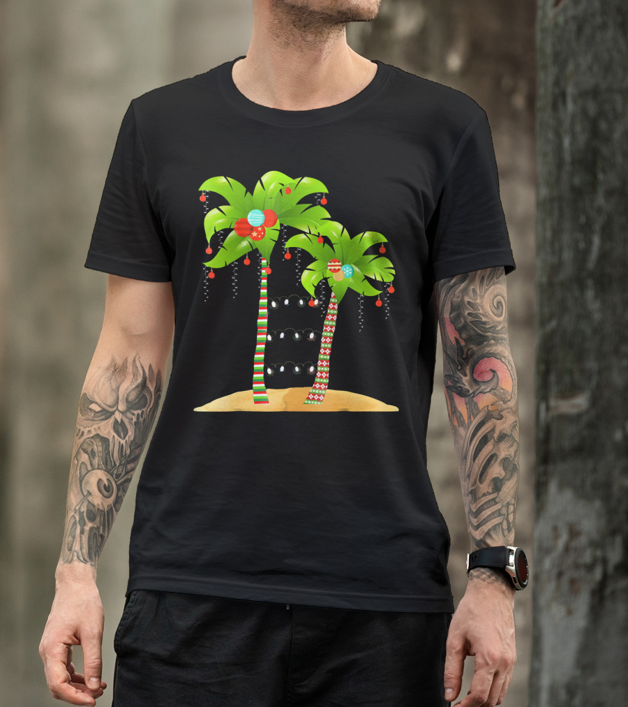 Christmas Tree Palm Mele Kalikimaka Palm Trees With Ornaments And Lights T-Shirt