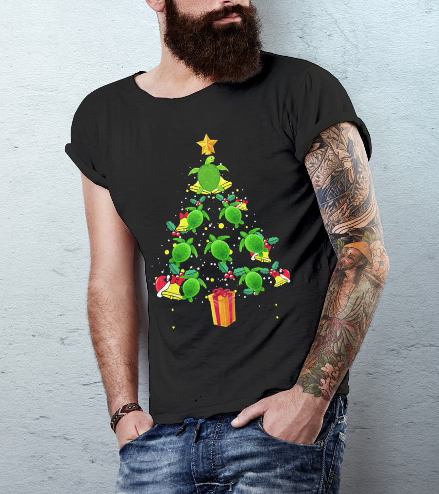 Sea Turtle Christmas Tree With Star Hat And Gift Box T-Shirt