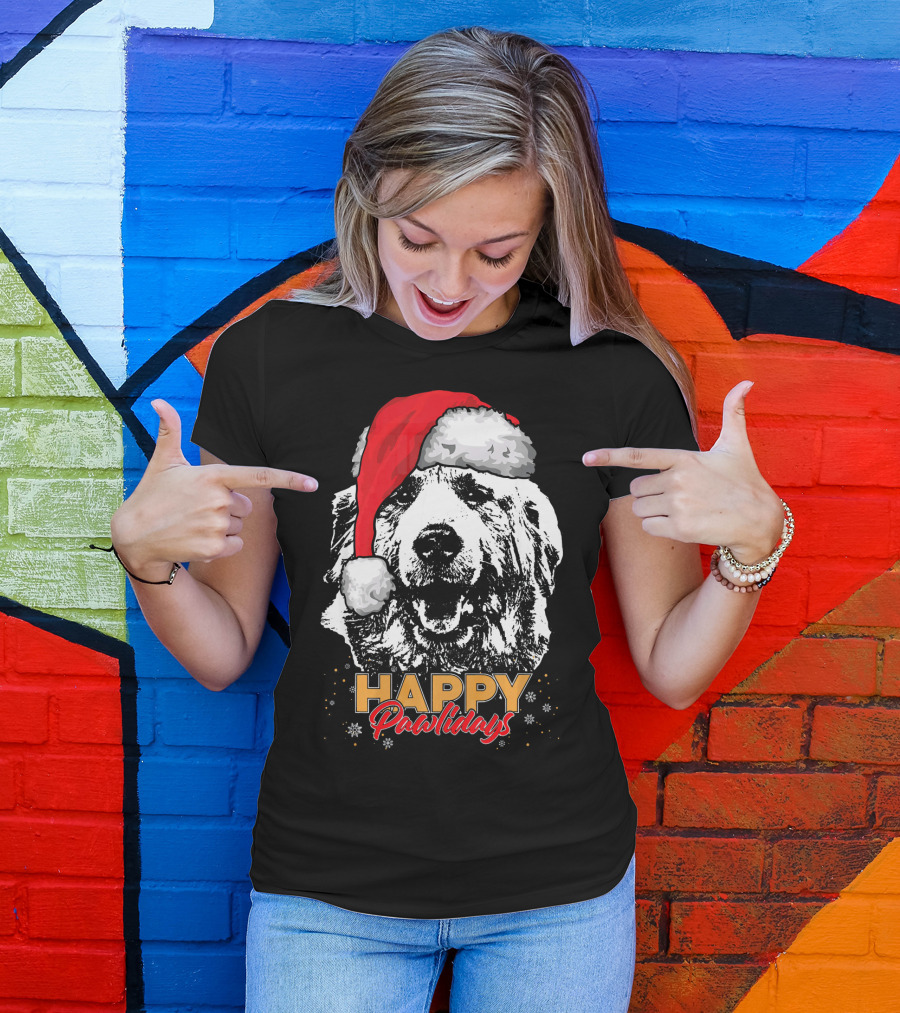 Happy Pawlidays Funny Christmas Great Pyrenees Santa Hat T-Shirt