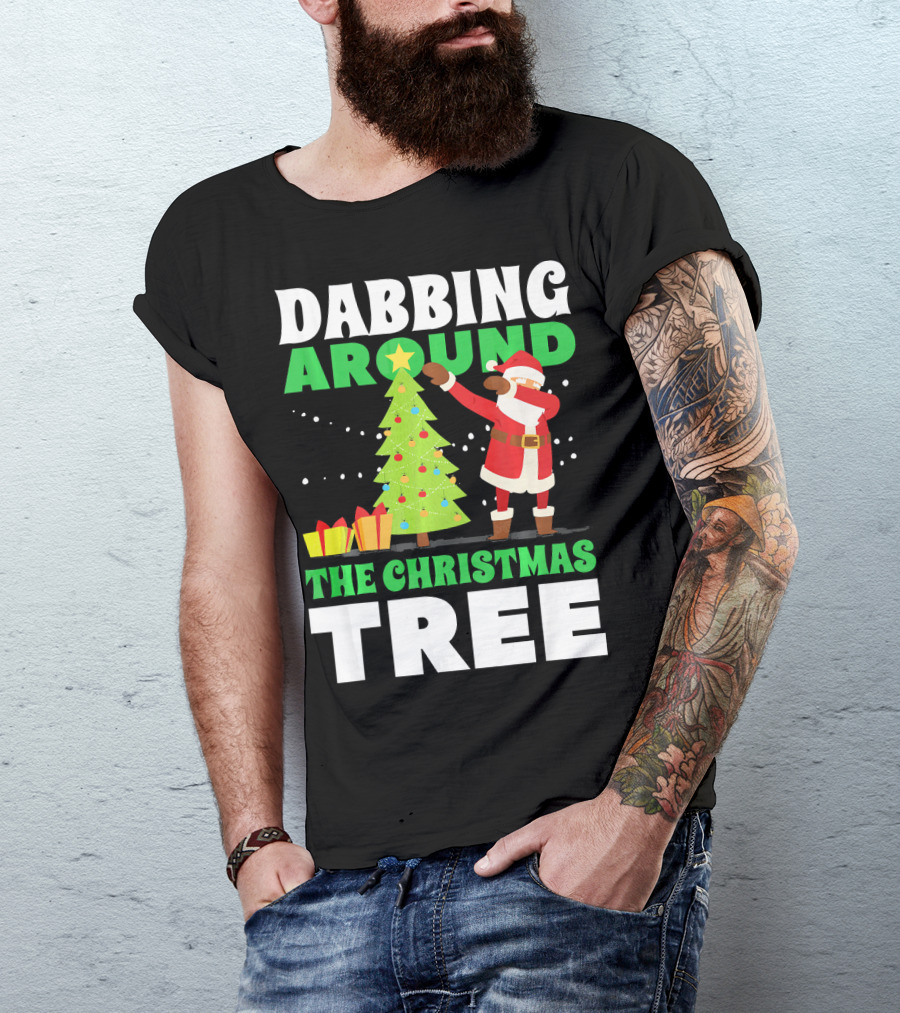 Dabbing Around The Christmas Tree Kris Kringle Merry Christmas San T-Shirt