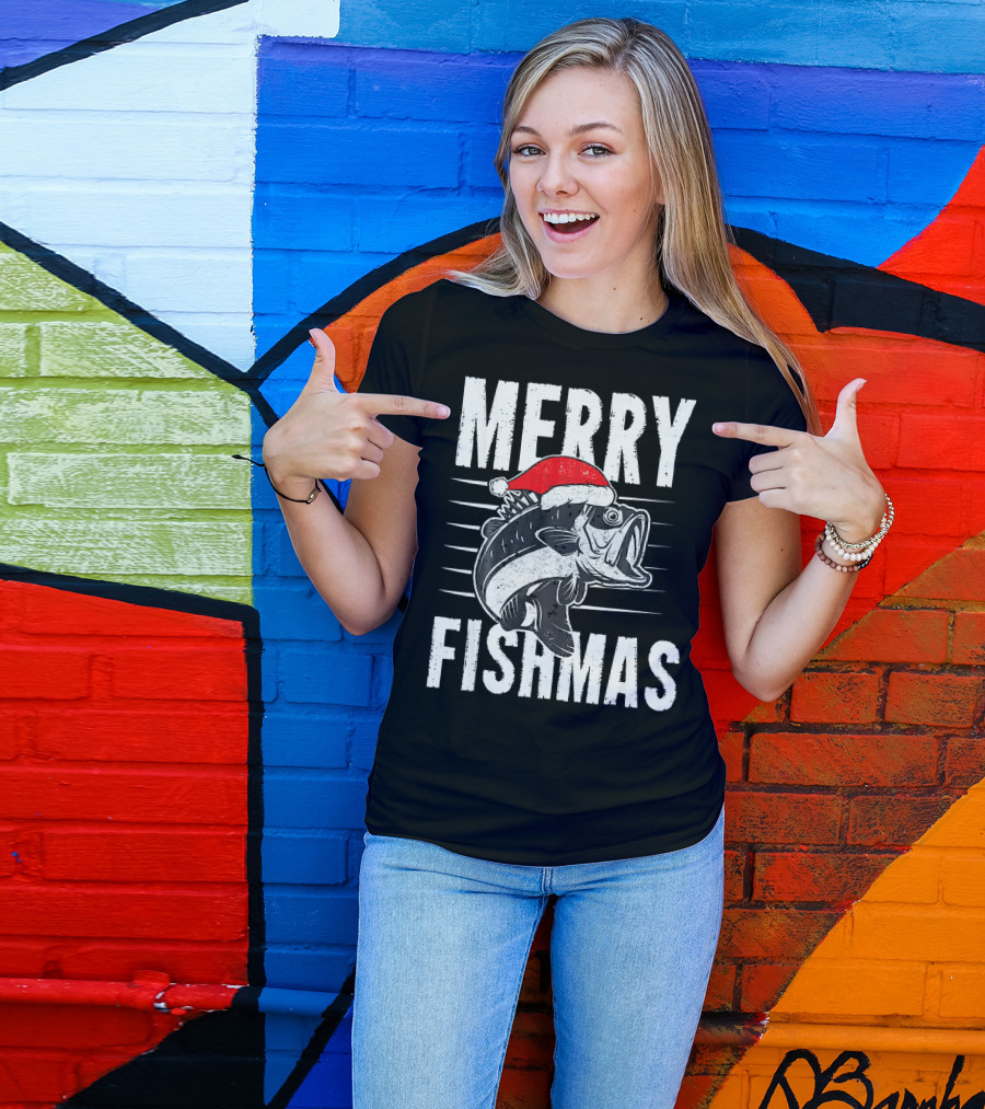 Merry Fishmas Funny Christmas Fishing Santa Hat Fish T-Shirt