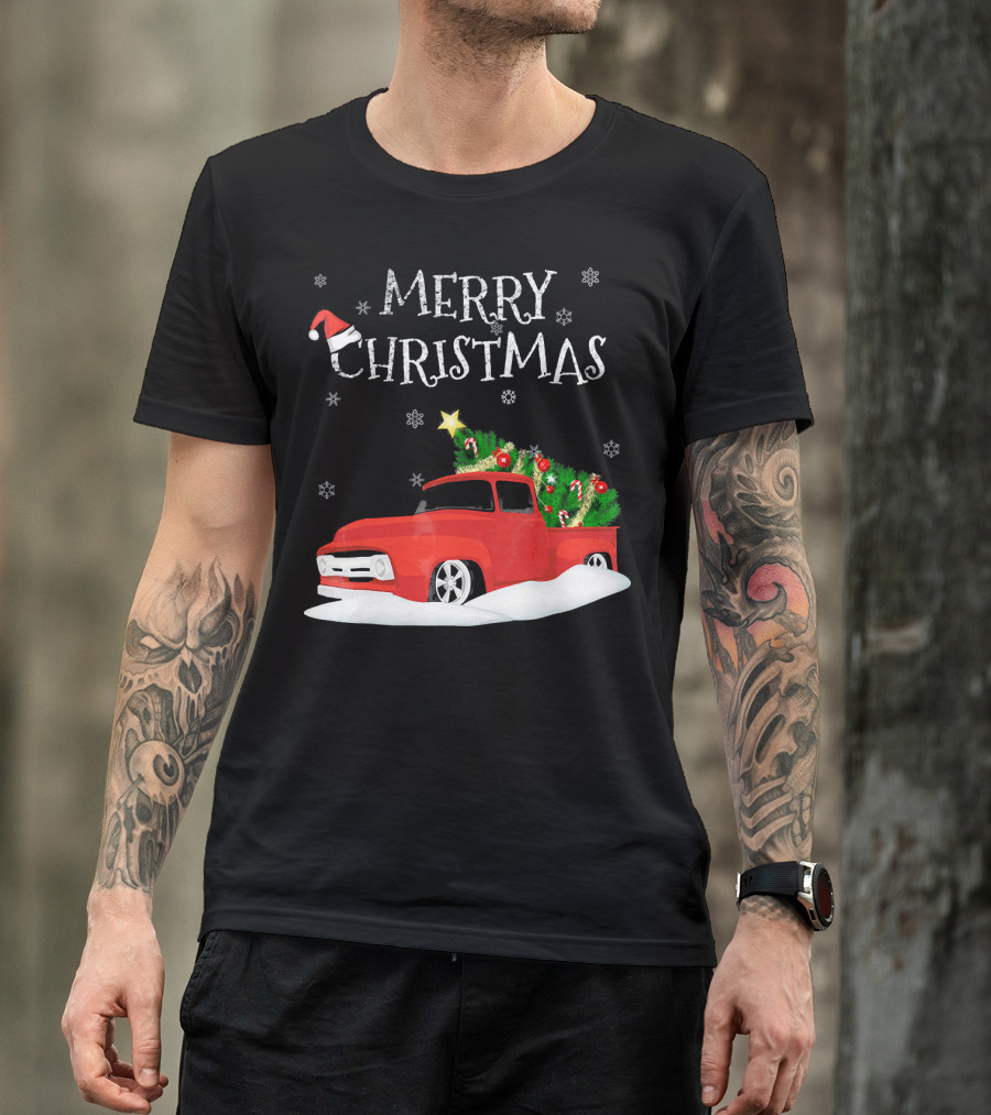 Merry Christmas Red Vintage Truck With Snow And Christmas Tree T-Shirt