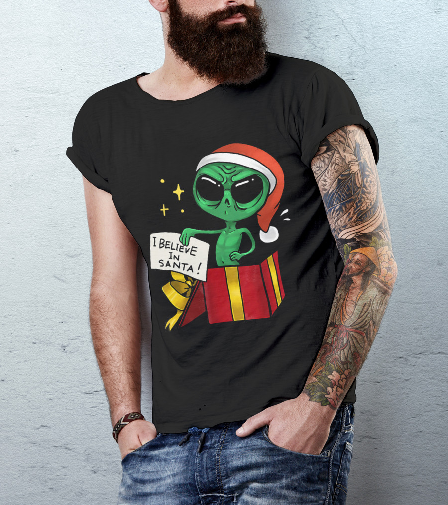 Christmas Funny Alien I Believe In Santa Present T-Shirt