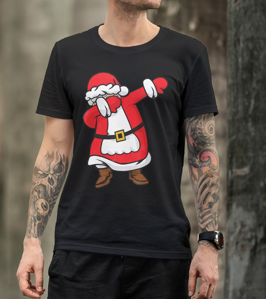 Mrs. Santa Claus Dabbing Christmas Fun T-Shirt