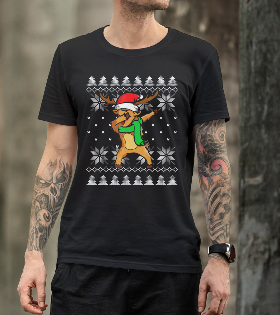 Funny Christmas Dabbing Reindeer In Santa Hat And Scarf Ugly T-Shirt