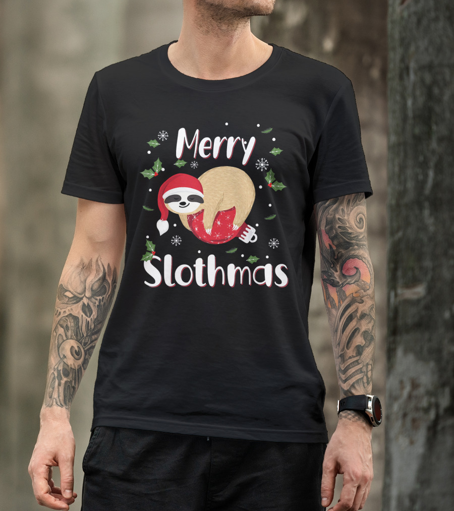 Merry Slothmas Christmas Sloth Holiday Festive Santa Hat Snowflakes T-Shirt
