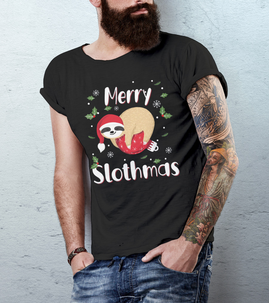 Merry Slothmas Christmas Sloth Holiday Festive Santa Hat Snowflakes T-Shirt