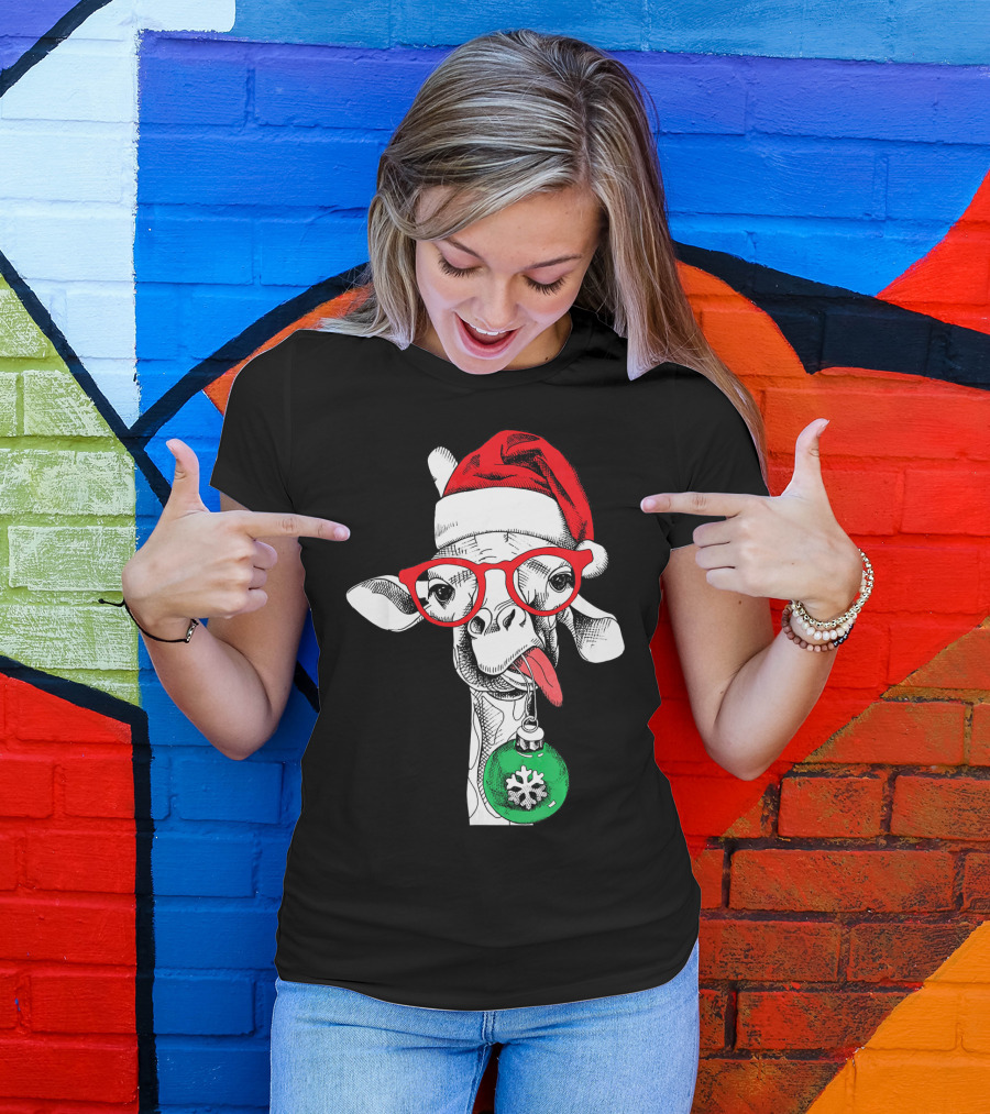 Santa Hat Giraffe Red Glasses Christmas T-Shirt