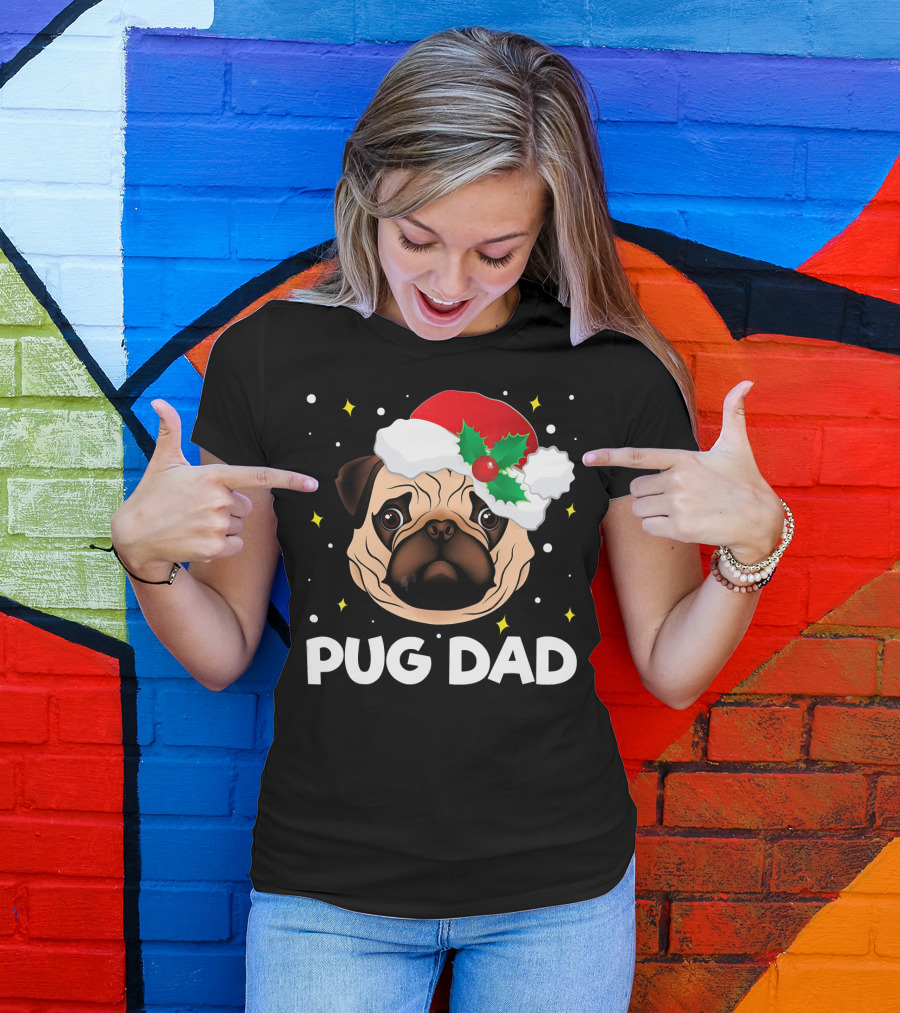 Pug Dad Daddy Christmas Santa Hat Pug T-Shirt