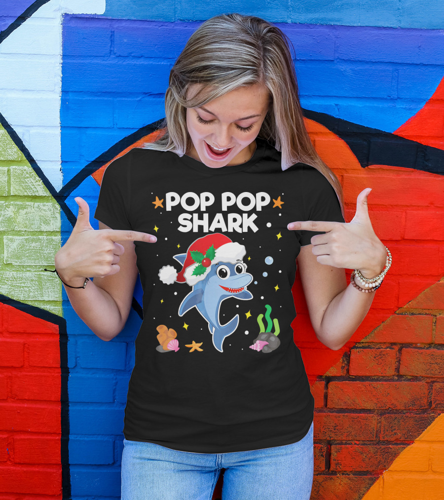 Pop Pop Shark Santa Christmas Grandpa Grandma Ocean T-Shirt