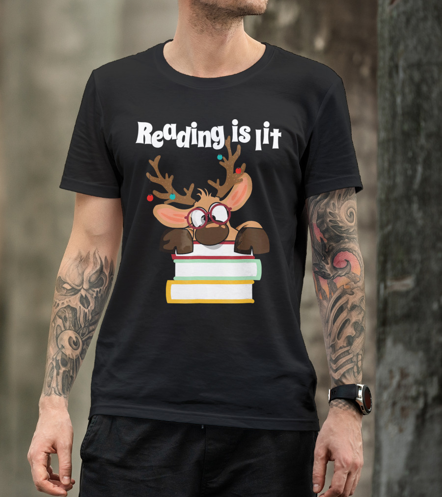 Reading Is Lit Reindeer With Books And Glasses T-Shirt
