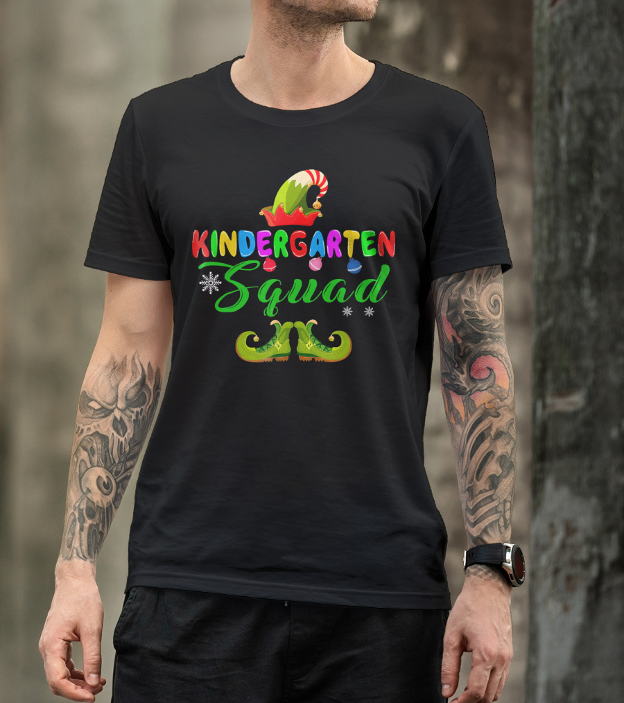 Kindergarten Squad Christmas Elf Hat And Shoes T-Shirt