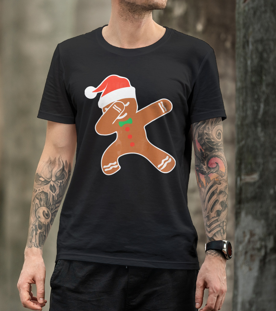 Funny Dabbing Gingerbread With Santa Hat T-Shirt