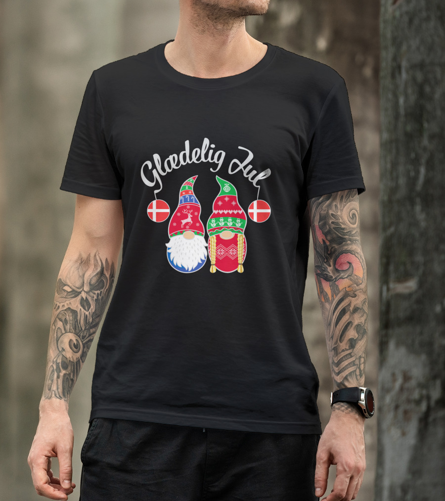 Glaedelig Jul Danish Merry Christmas With Festive Gnomes And Flags T-Shirt