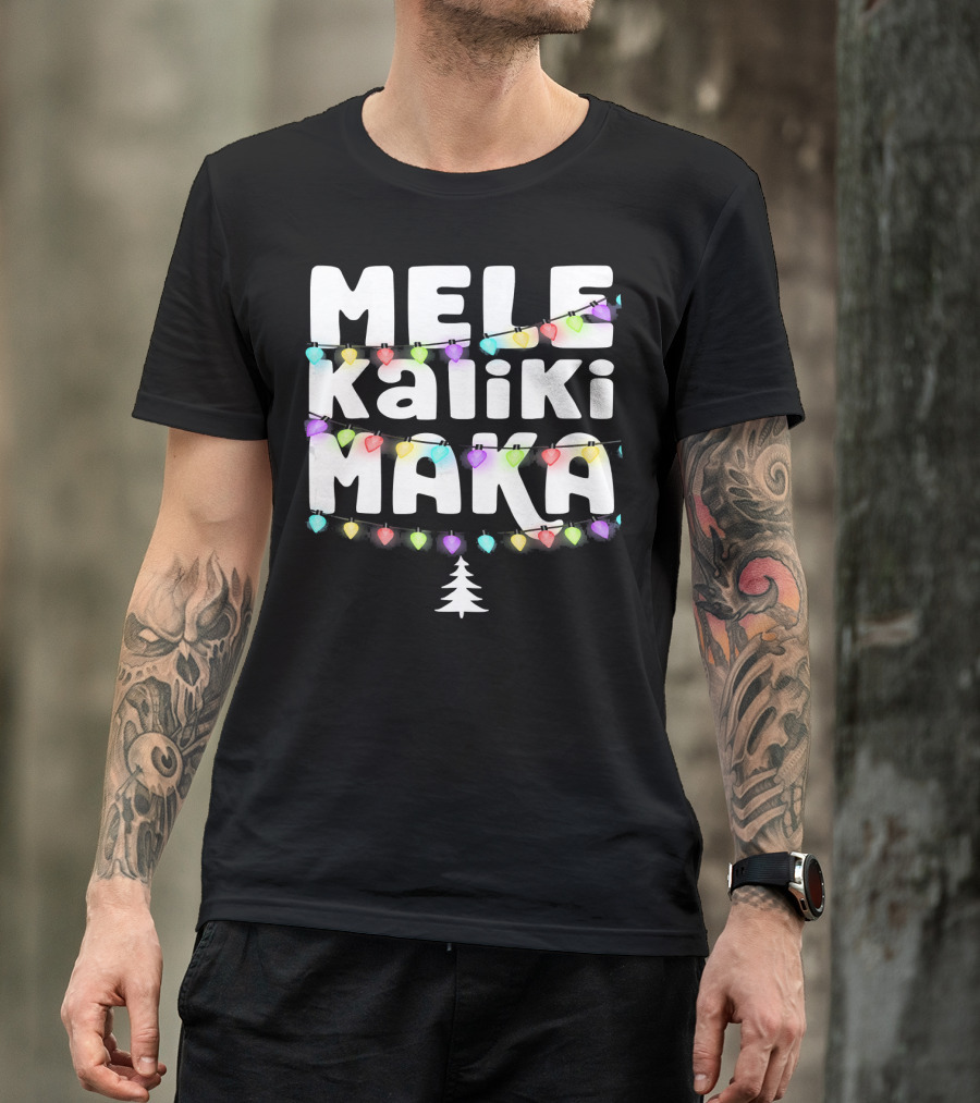 Mele Kalikimaka Hawaiian Christmas Festive Lights Tree T-Shirt