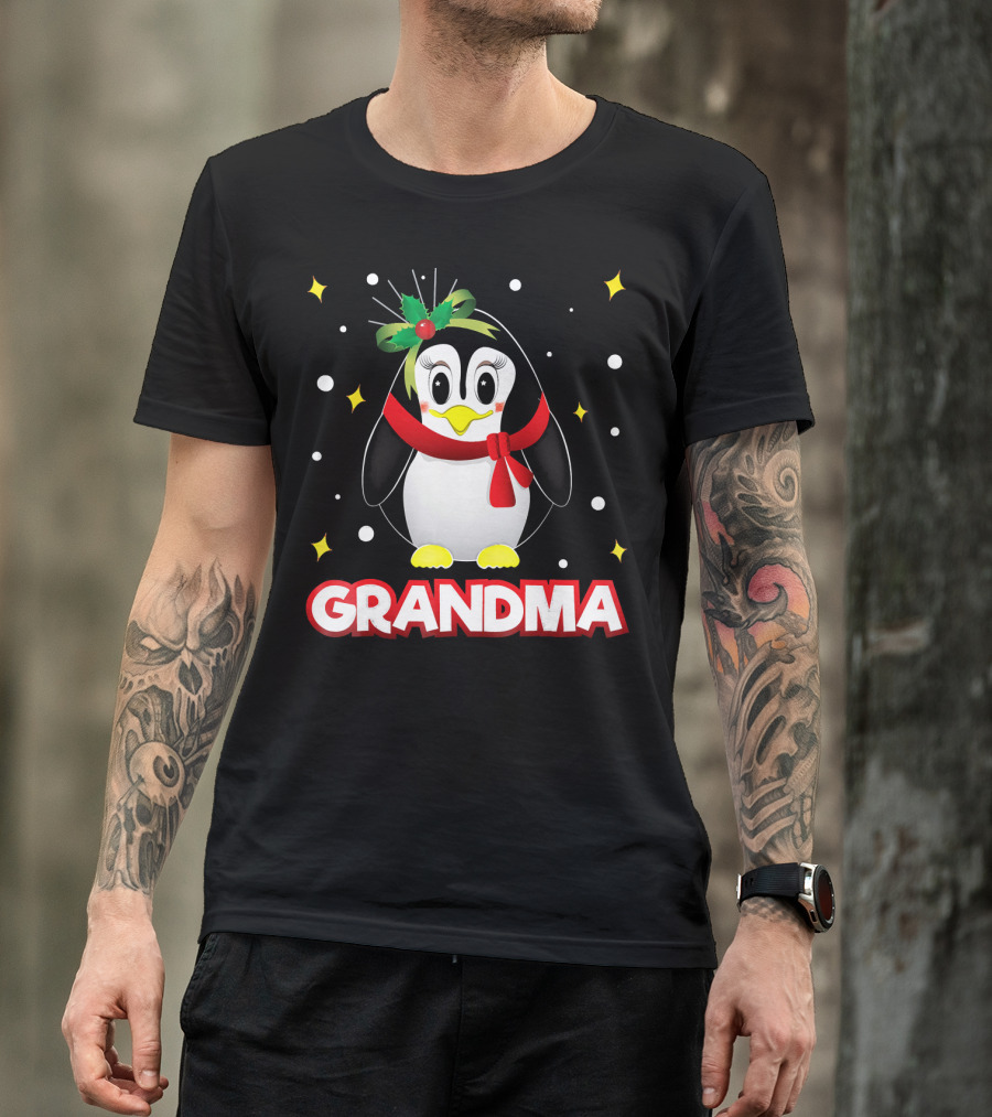 Grandma Penguin Festive Christmas Family T-Shirt