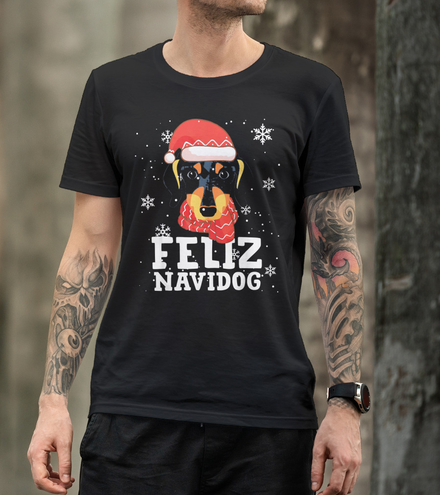 Feliz Navidog Dachshund Dog Christmas Snowflakes Santa Hat Scarf T-Shirt
