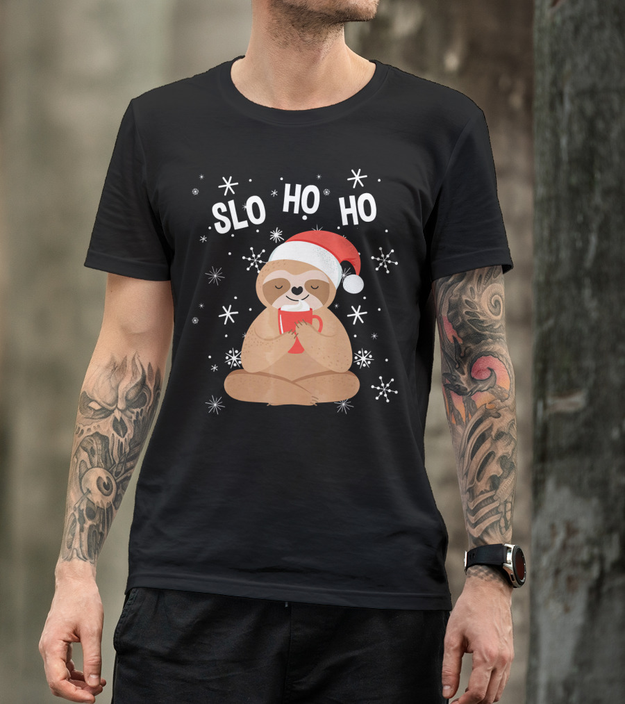 Slo Ho Ho Merry Slothmas Christmas Sloth Santa Hat T-Shirt