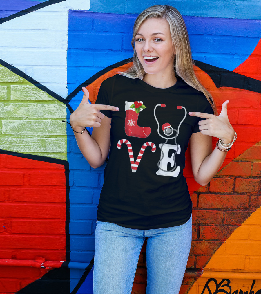 Christmas Nurse Love Santa Stethoscope T-Shirt