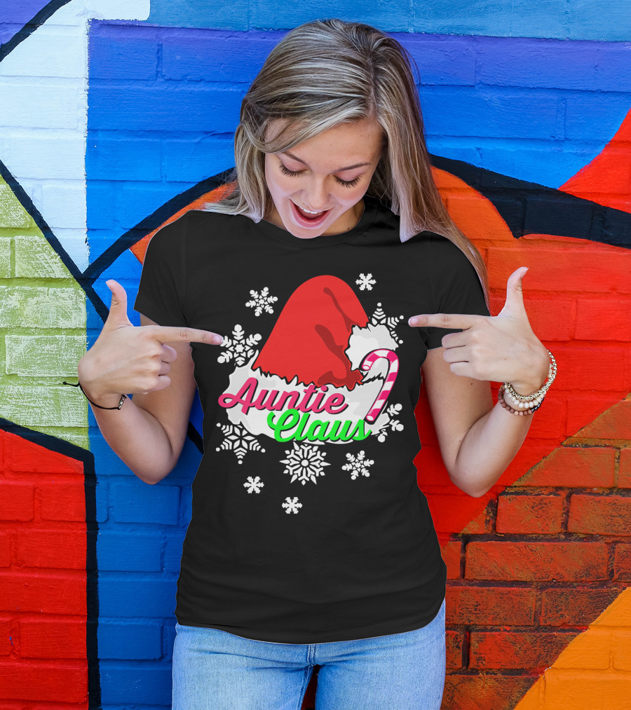 Auntie Claus Christmas Candy Cane Snowflakes Santa Hat T-Shirt